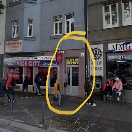 1St Plaza Apartment Bratislava Dış mekan fotoğraf