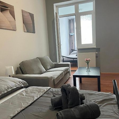 1St Plaza Apartment Bratislava Dış mekan fotoğraf