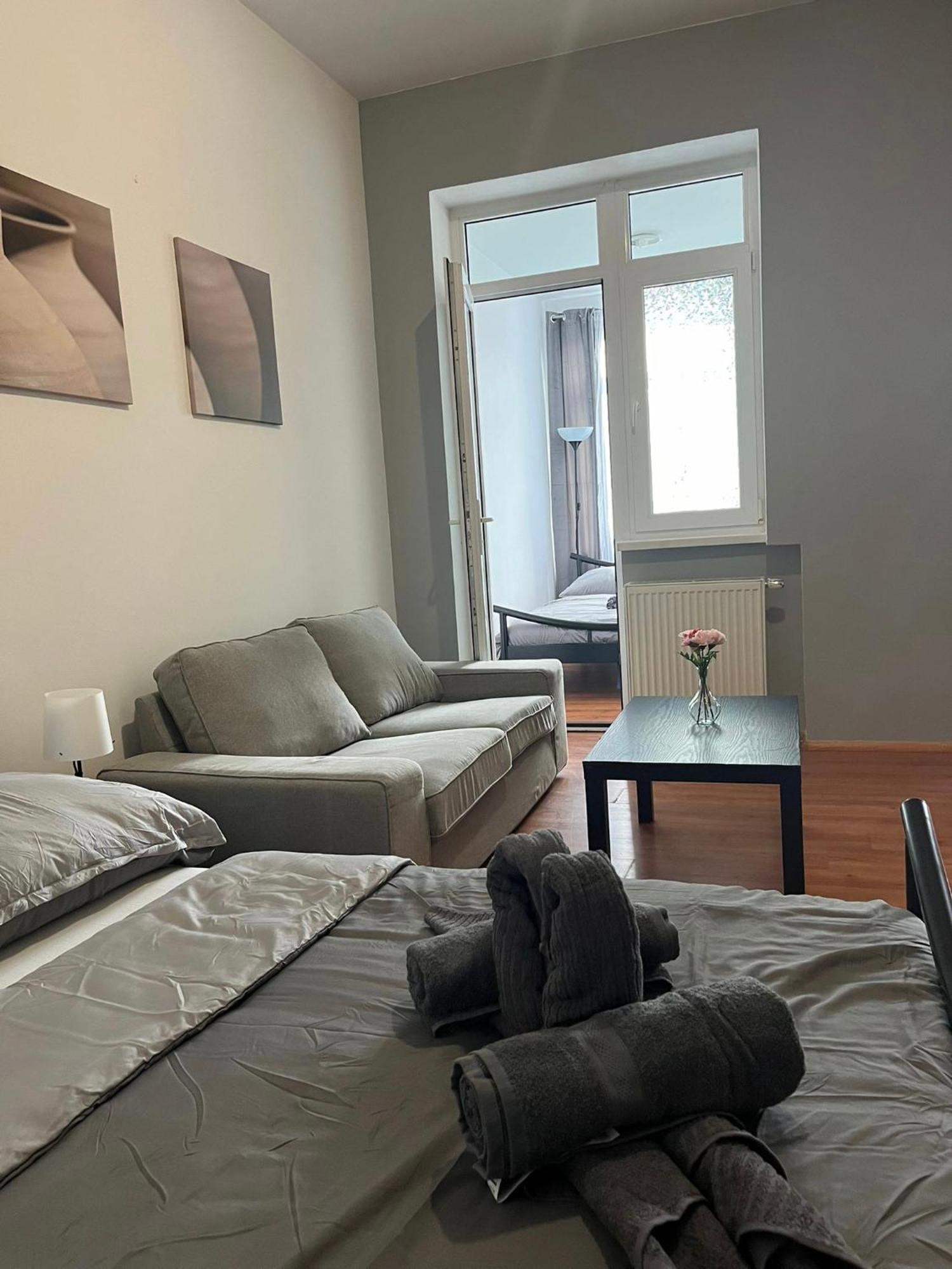 1St Plaza Apartment Bratislava Dış mekan fotoğraf